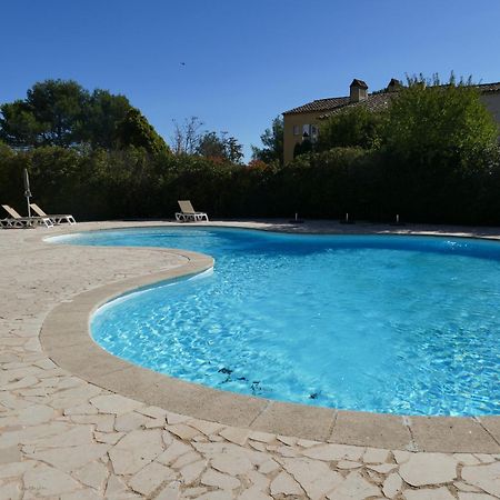 Appartement Clim & Piscine Sur Golf Pont-Royal Zewnętrze zdjęcie