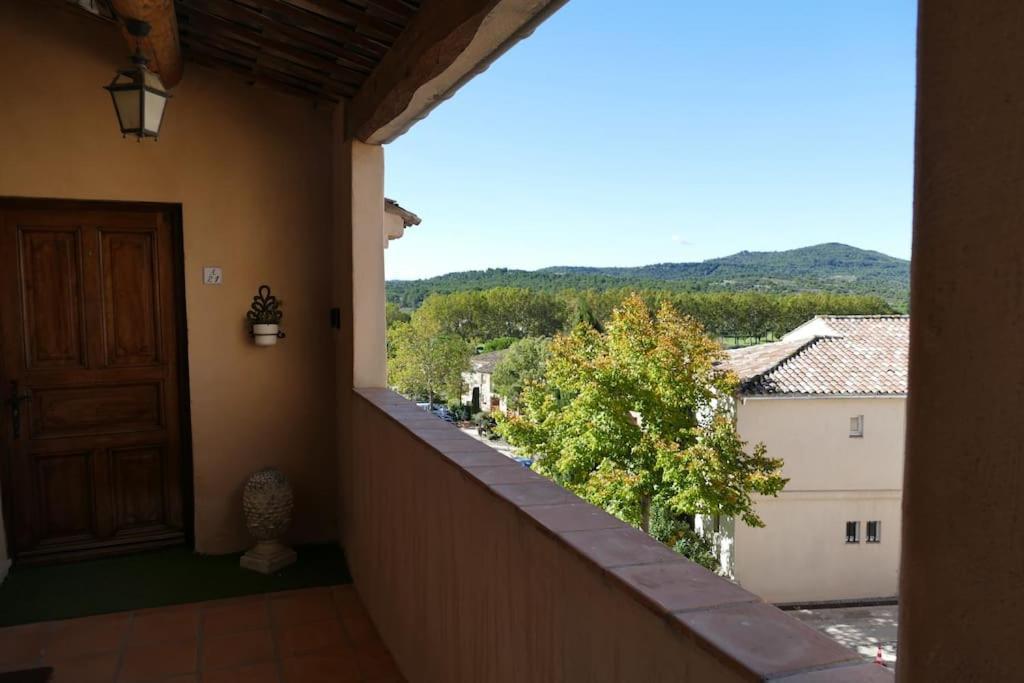 Appartement Clim & Piscine Sur Golf Pont-Royal Zewnętrze zdjęcie
